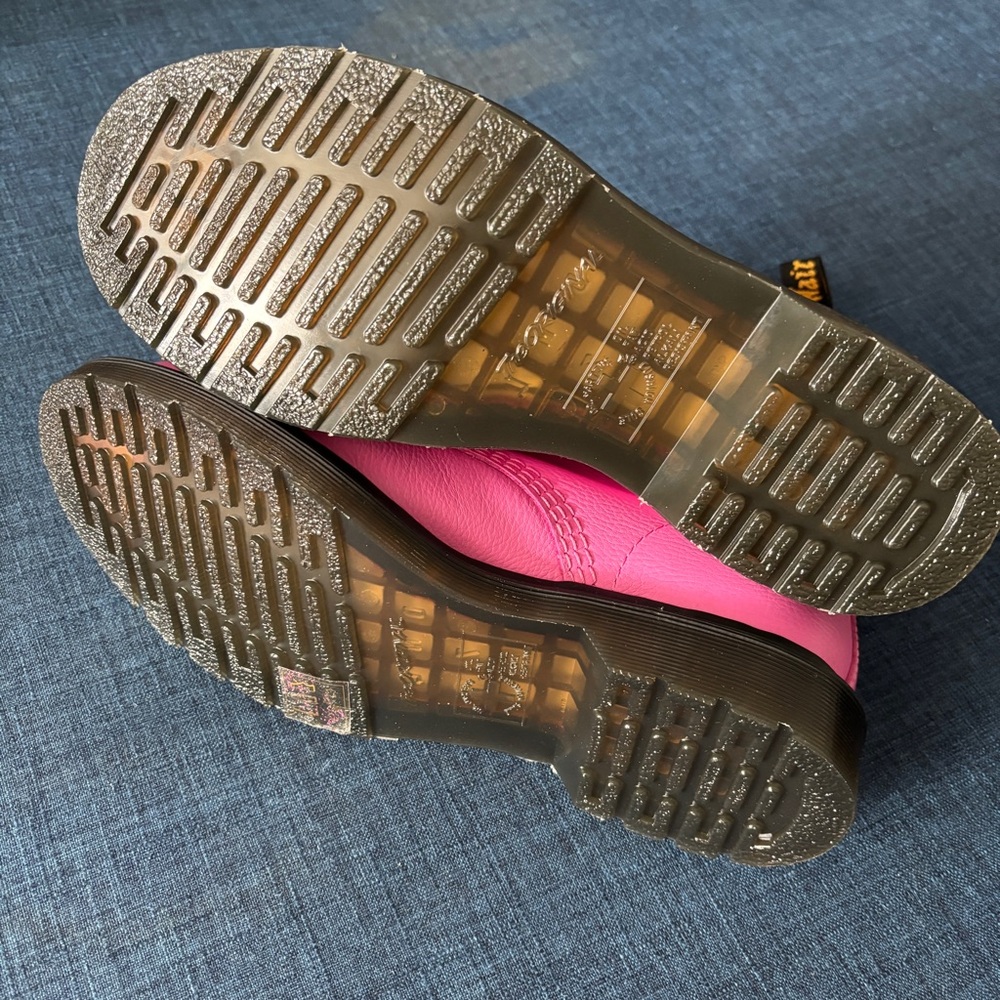 NEW Dr. Martens Air Wair 1460 Pascal Virginia Leather Womens Thrift Pink Fuchsia - Picture 6 of 9